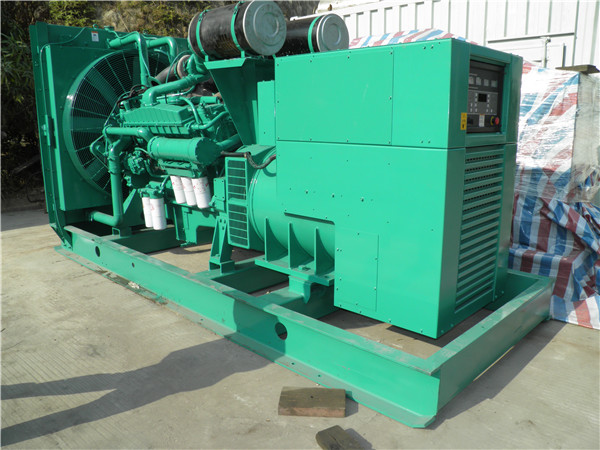 开阳出租发电机 发电机组厂家：柴油发电机组的控制屏的作用是什么？
